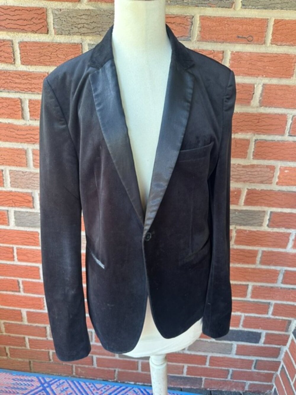 Cool Cat Black Tuxedo Jacket w Satin Collar - Skulls Lining - Med